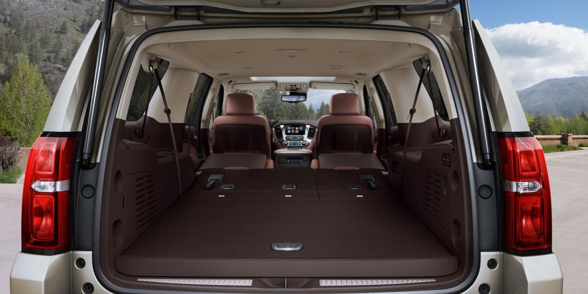 2015-Chevrolet-Suburban-Interior-2.jpg