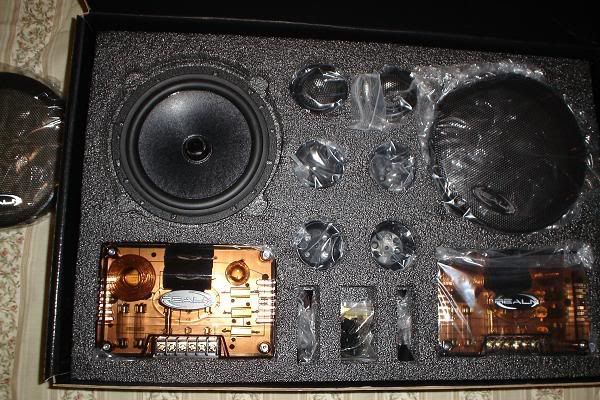 speakers3.jpg