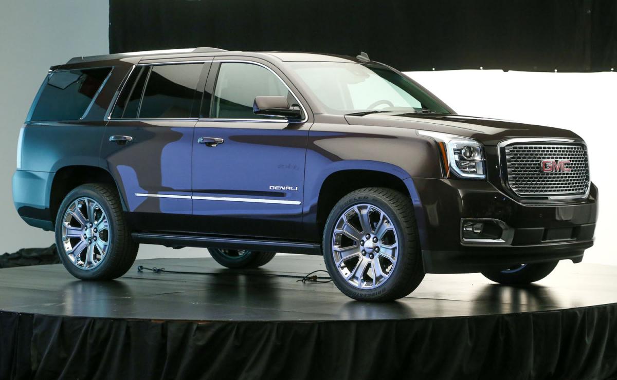 2015-GMC-Yukon-Reveal-1.jpg